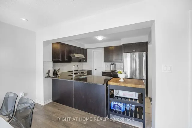 Additional property image - 3002 Preserve Dr Unit 1