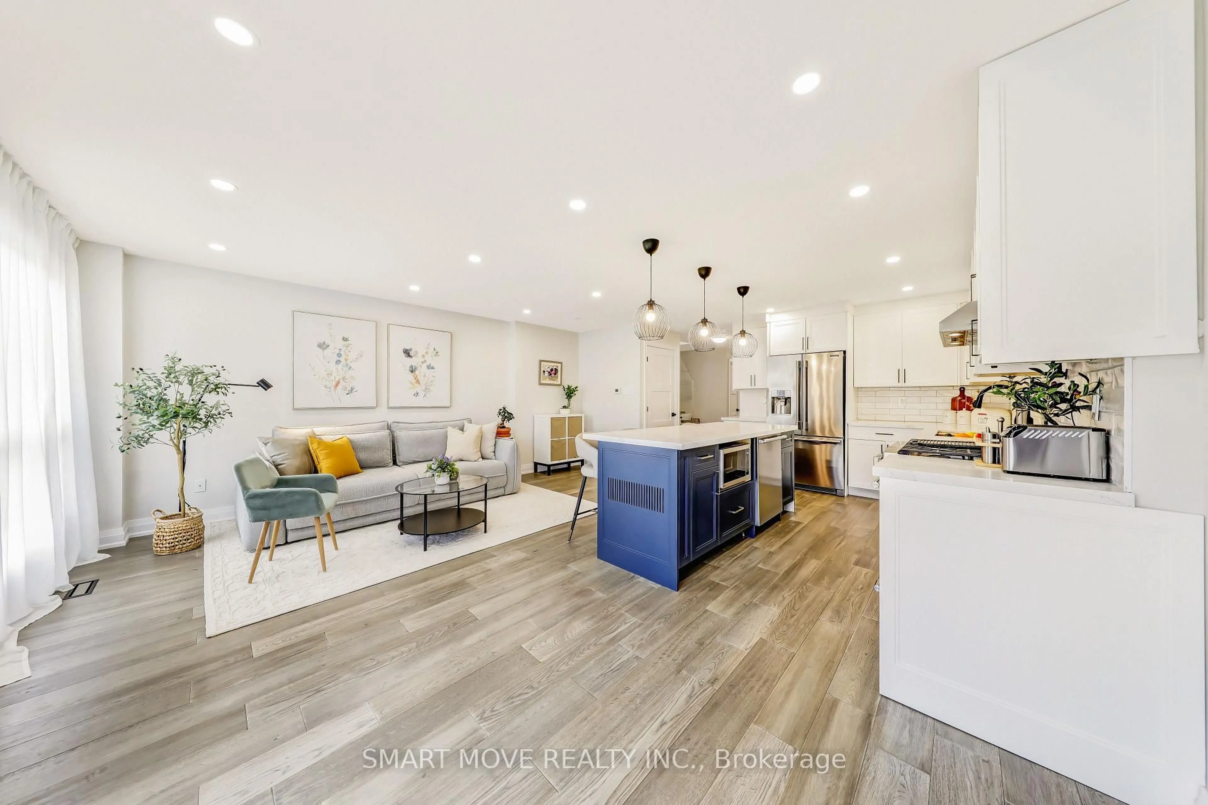Open concept kitchen, unknown for 725 Vermouth Ave #48, Mississauga Ontario L5A 3X5