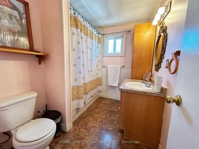 Additional property image - 33 Courtleigh Sq