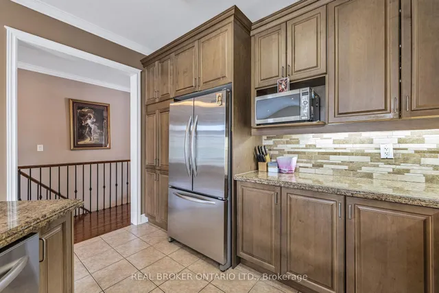 Additional property image - 28 Hampton Springs Dr