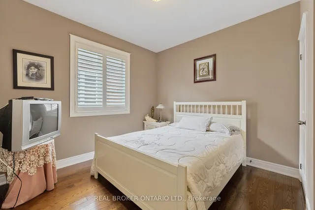 Additional property image - 28 Hampton Springs Dr