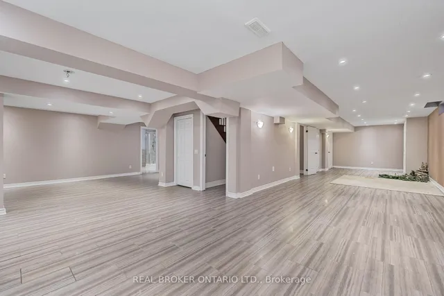 Additional property image - 28 Hampton Springs Dr