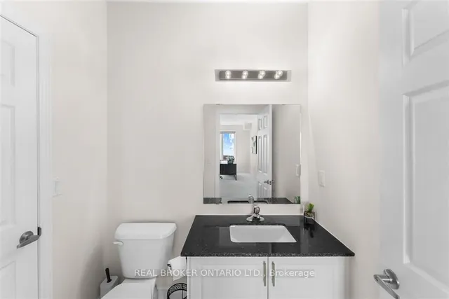 Additional property image - 3377 sixth Line