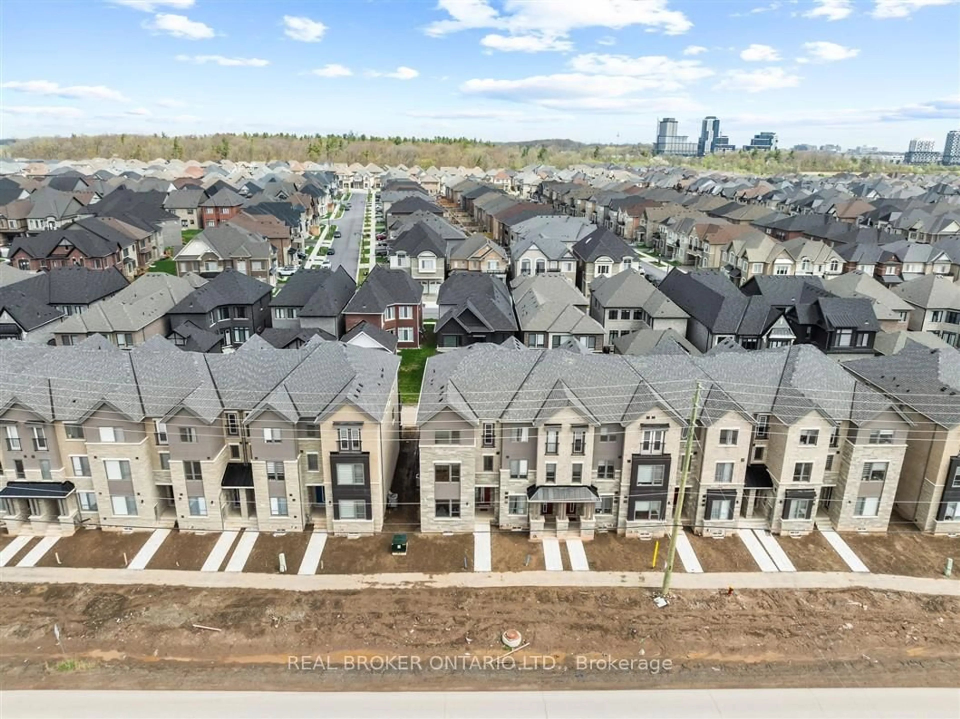 A pic from outside/outdoor area/front of a property/back of a property/a pic from drone, unknown for 3377 sixth Line, Oakville Ontario L6H 0Y7