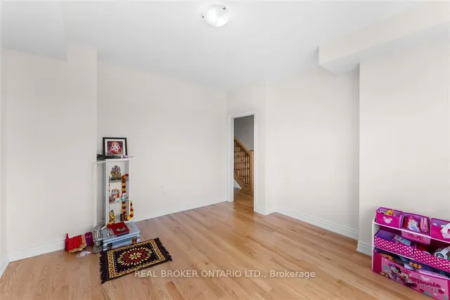 Additional property image - 3377 sixth Line