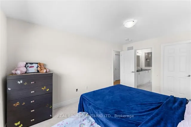 Additional property image - 3377 sixth Line
