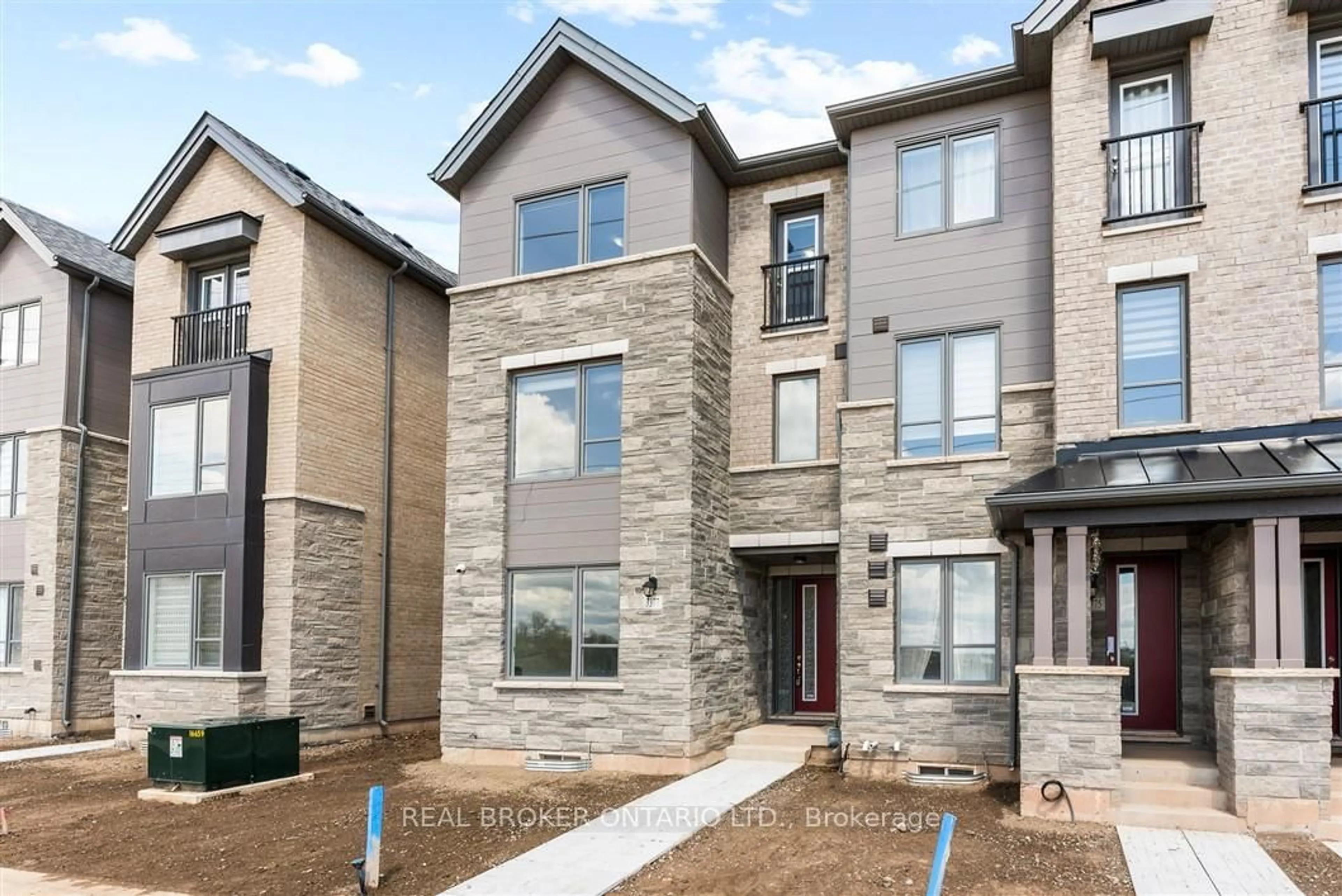 Home with brick exterior material, street for 3377 sixth Line, Oakville Ontario L6H 0Y7