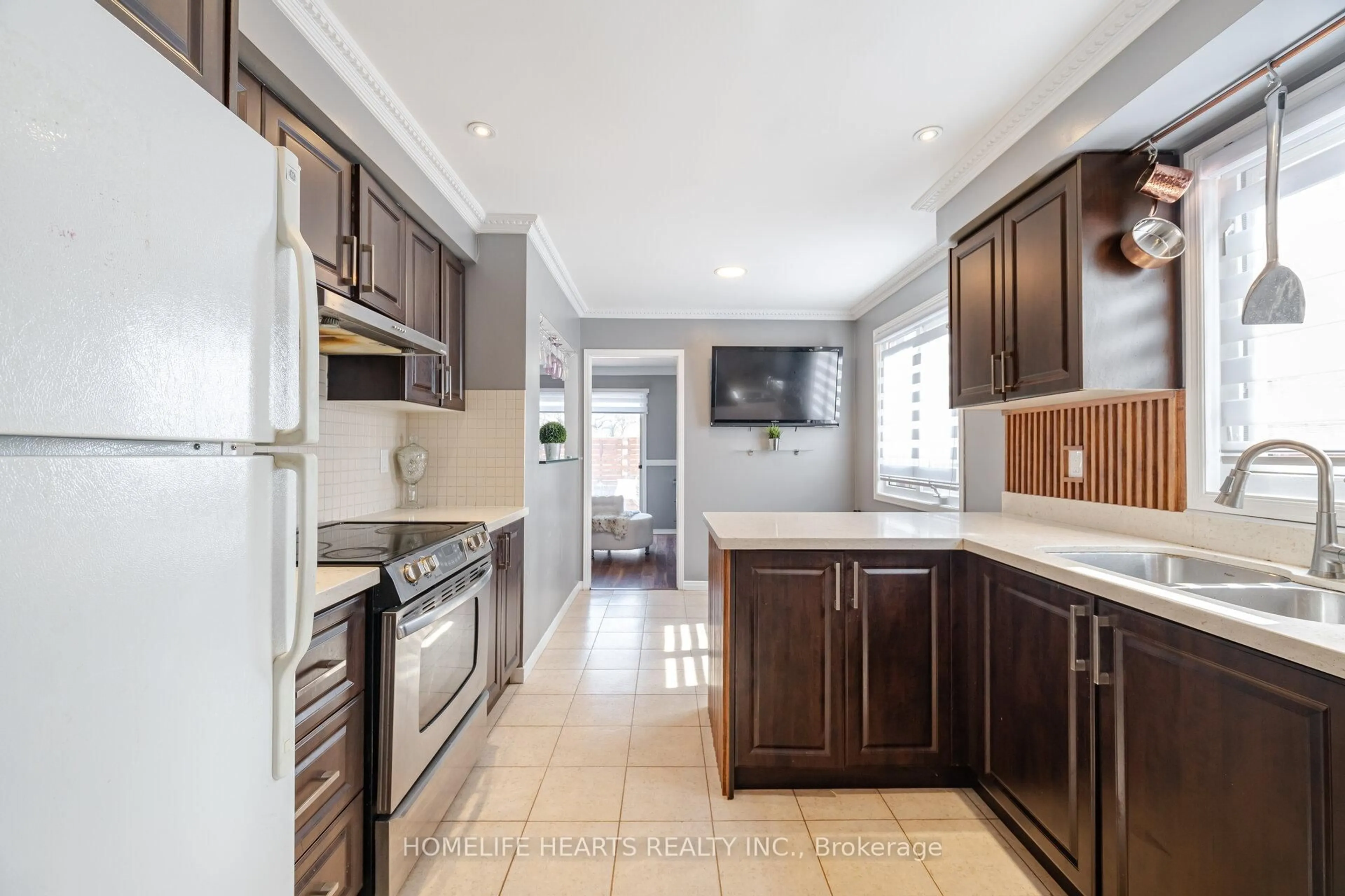 Unknown for 4768 Owl Circ, Mississauga Ontario L4Z 2W1