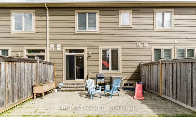 Additional property image - 17 Aird Crt