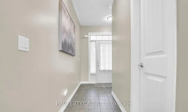 Additional property image - 17 Aird Crt