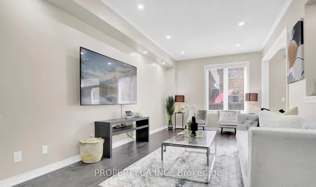 Additional property image - 17 Aird Crt