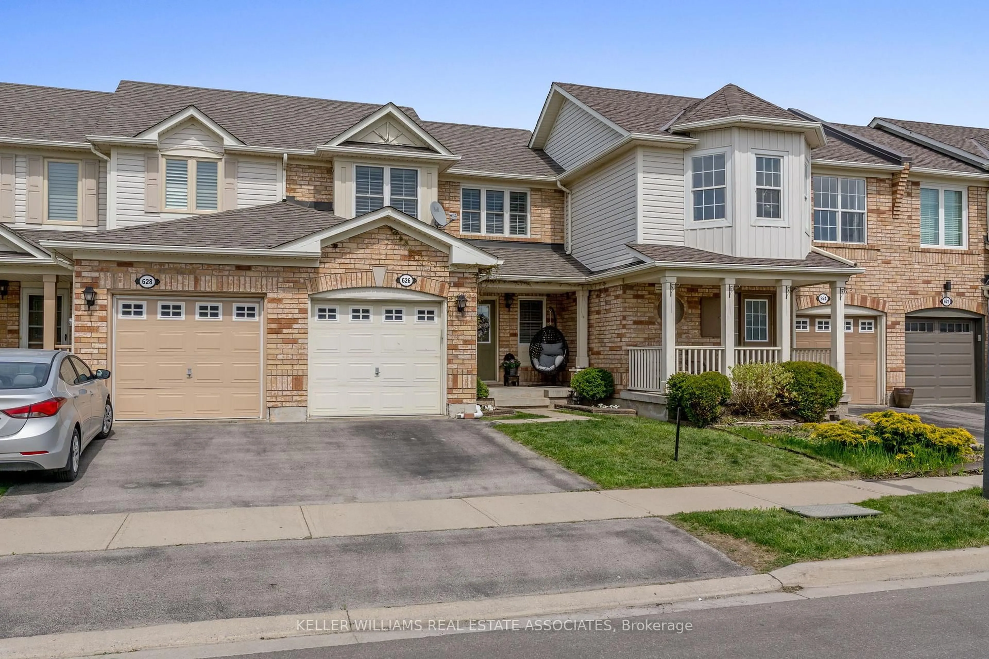 Home with brick exterior material, street for 626 Hamilton Cres, Milton Ontario L9T 6G9
