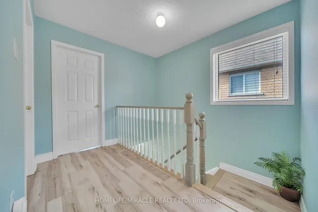 Additional property image - 90 Timbertop Cres