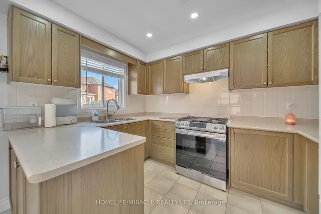 Additional property image - 90 Timbertop Cres