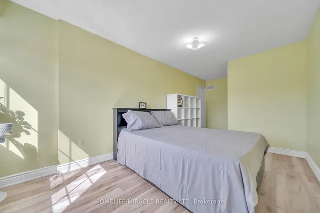 Additional property image - 90 Timbertop Cres