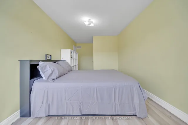 Additional property image - 90 Timbertop Cres