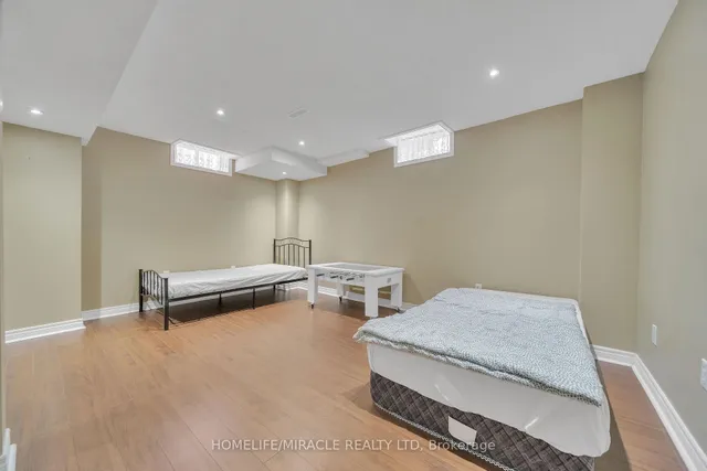 Additional property image - 90 Timbertop Cres