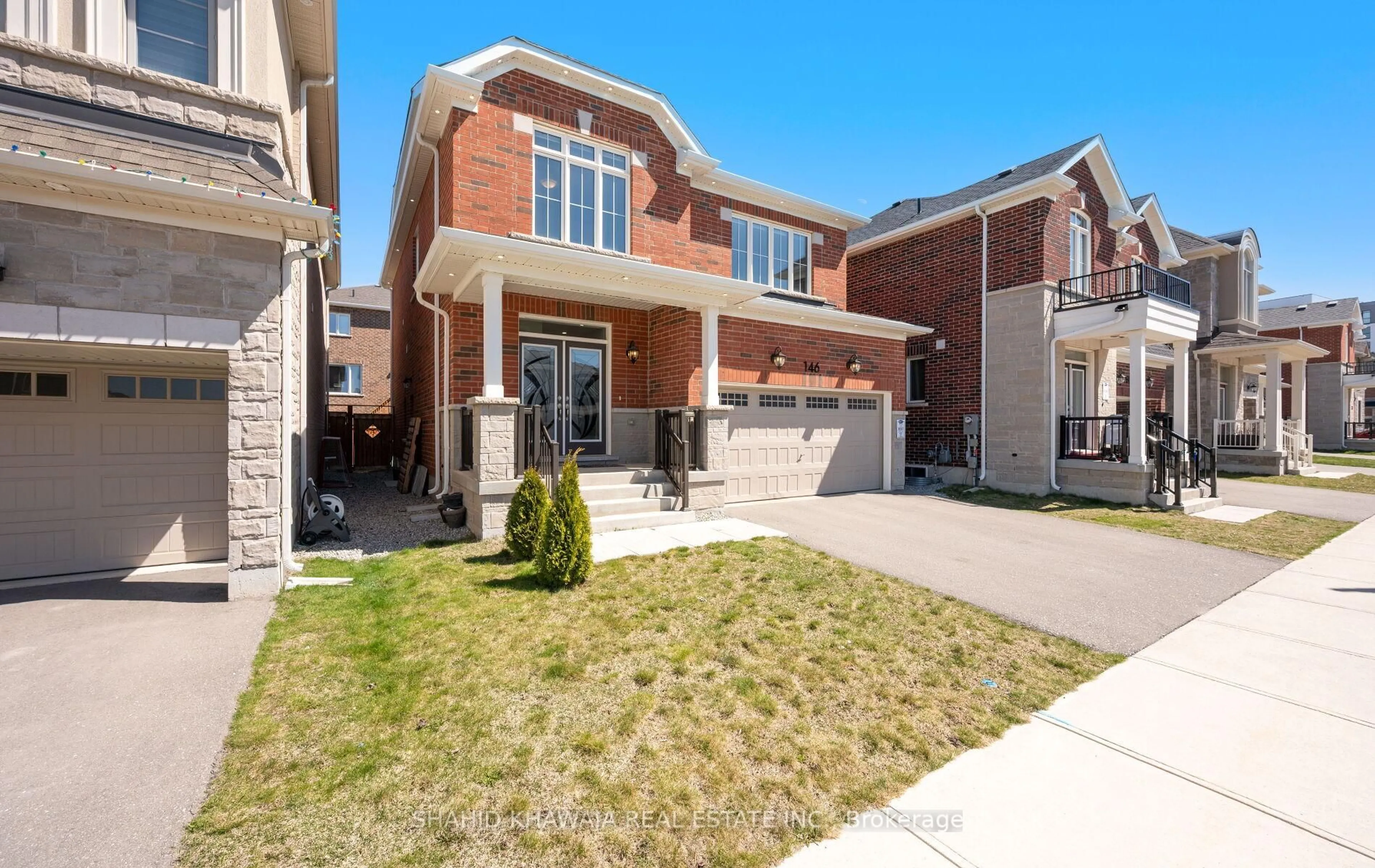 Home with brick exterior material, street for 146 Yates Dr, Milton Ontario L9E 1S7
