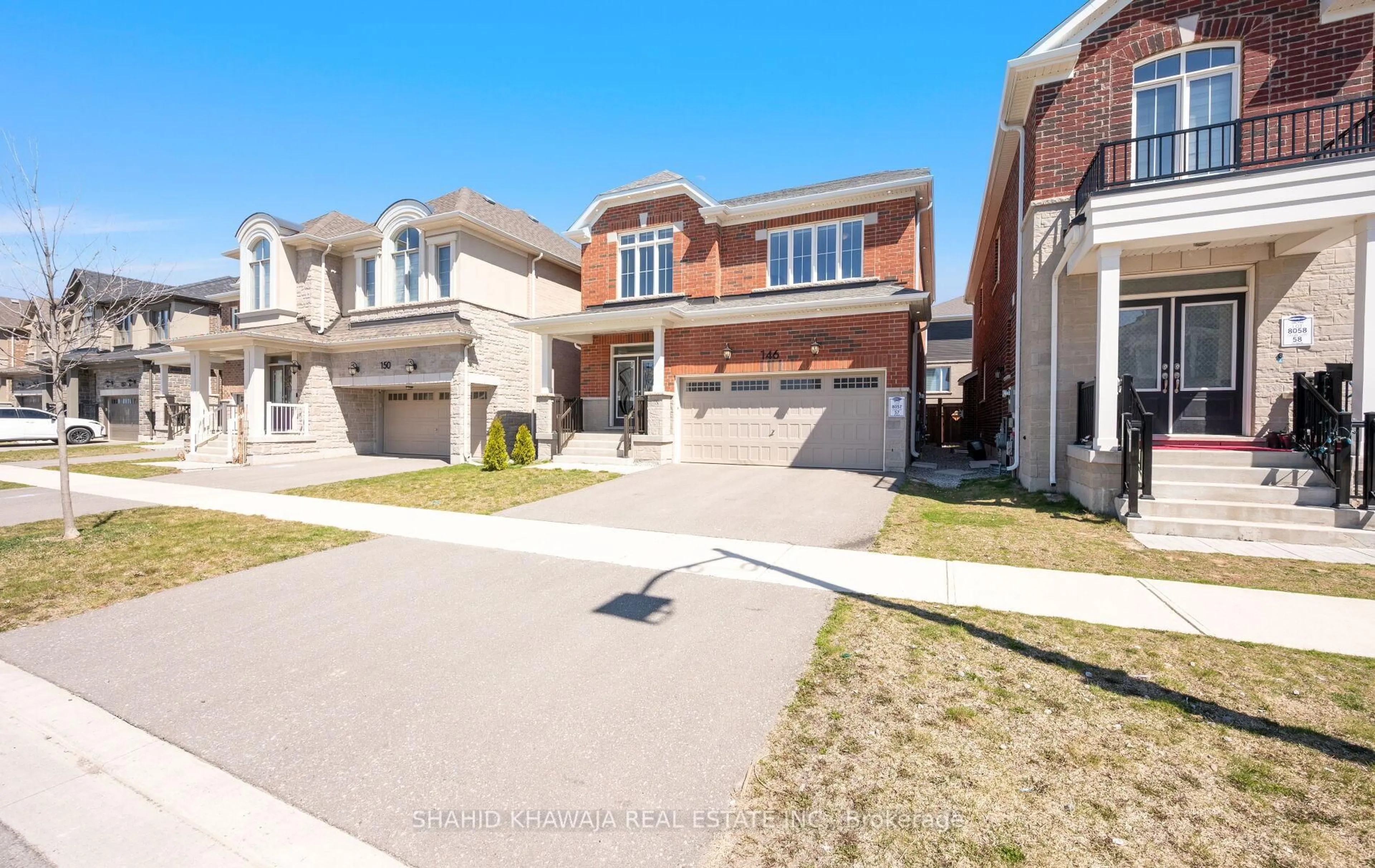 Home with brick exterior material, street for 146 Yates Dr, Milton Ontario L9E 1S7