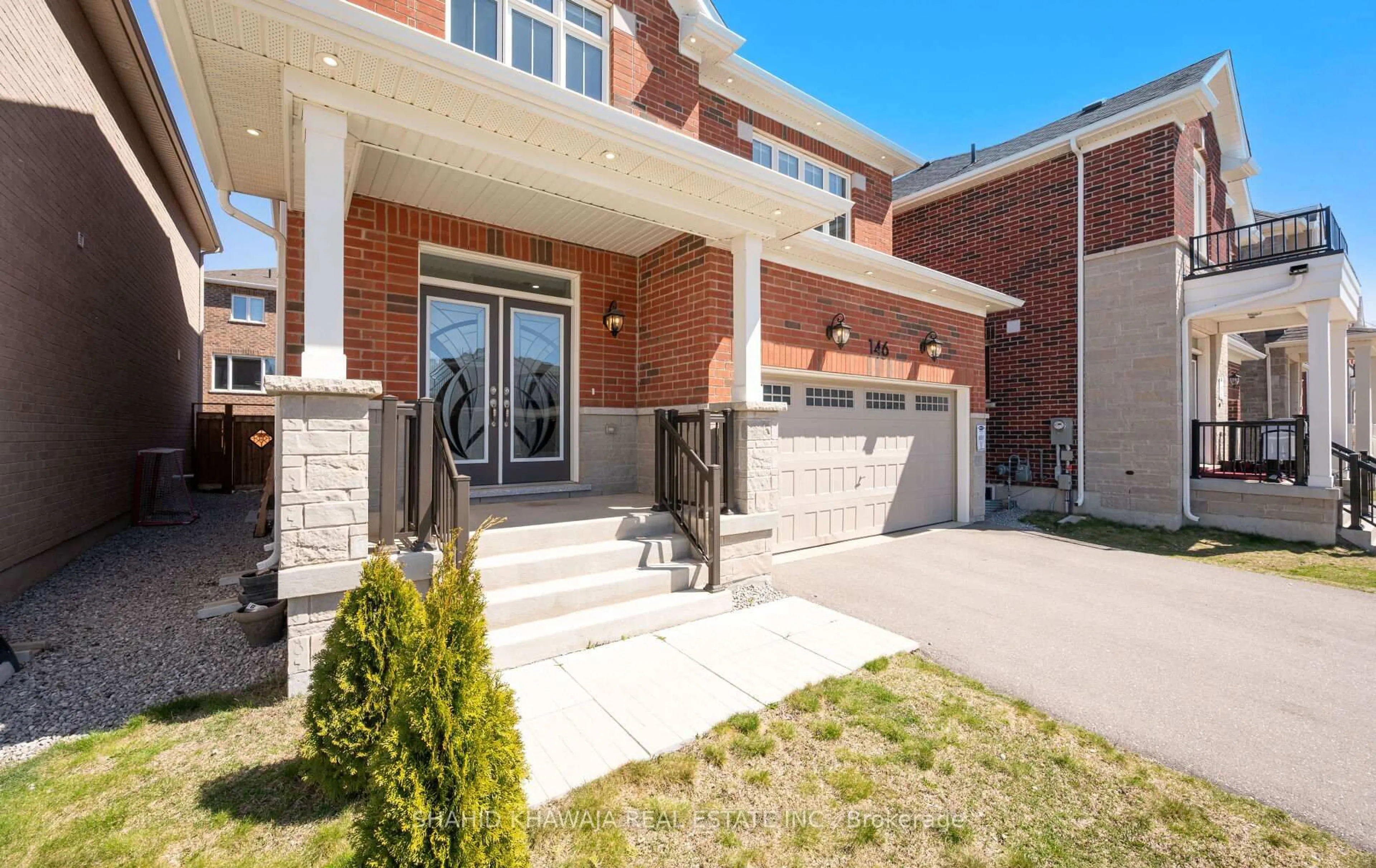 Home with brick exterior material, street for 146 Yates Dr, Milton Ontario L9E 1S7