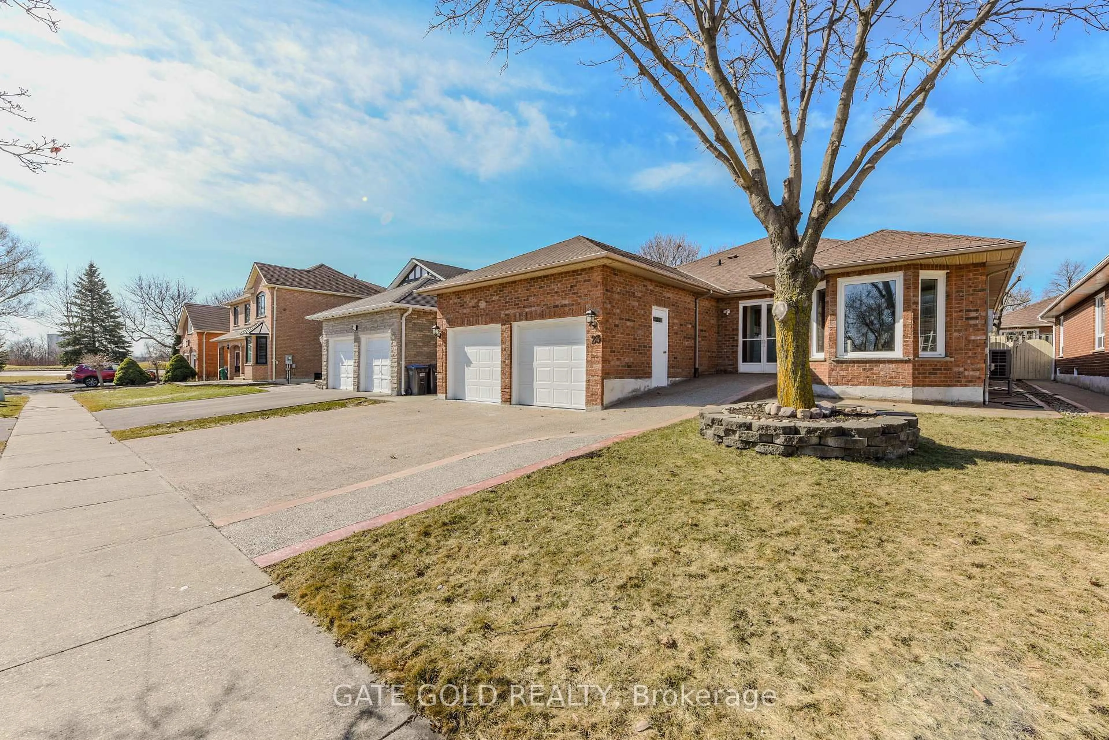 Home with brick exterior material, street for 23 HARTFORD Tr, Brampton Ontario L6W 4K2
