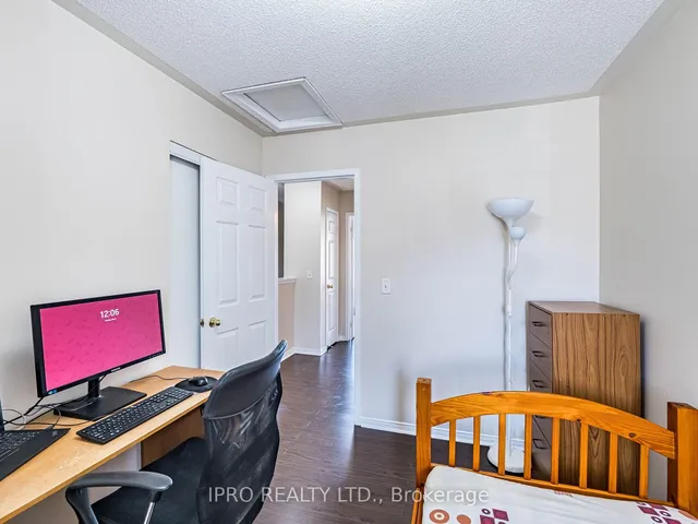 Additional property image - 50 Strathaven Dr Unit 12