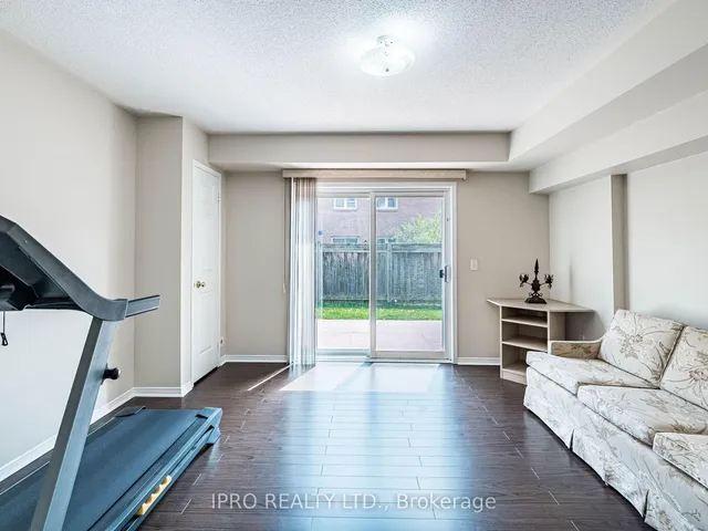 Additional property image - 50 Strathaven Dr Unit 12