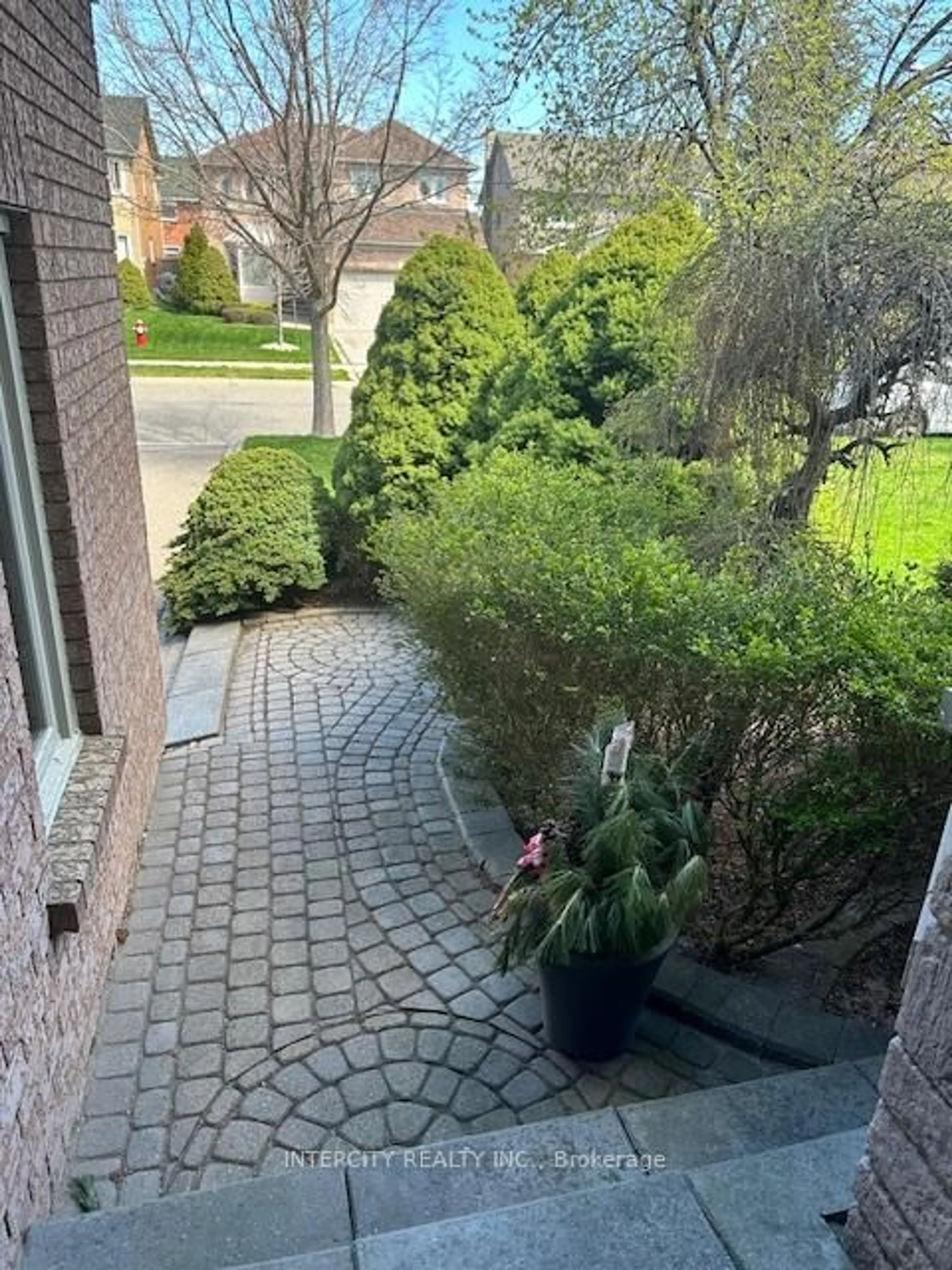 Patio, street for 3 Himalaya St, Brampton Ontario L6R 1J4