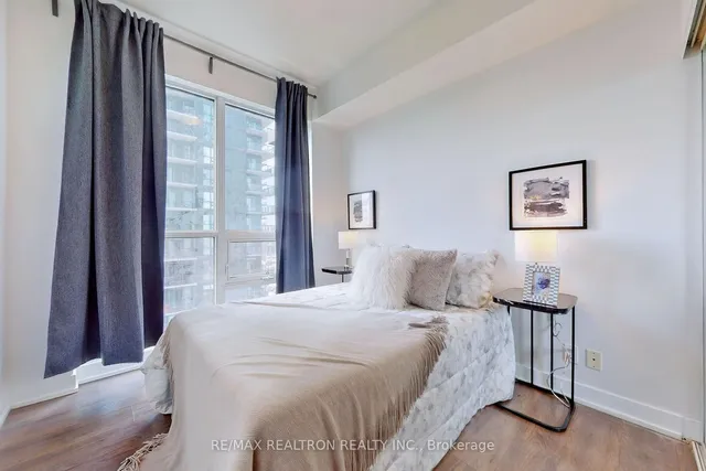 Additional property image - 2212 Lakeshore Blvd Unit 3206