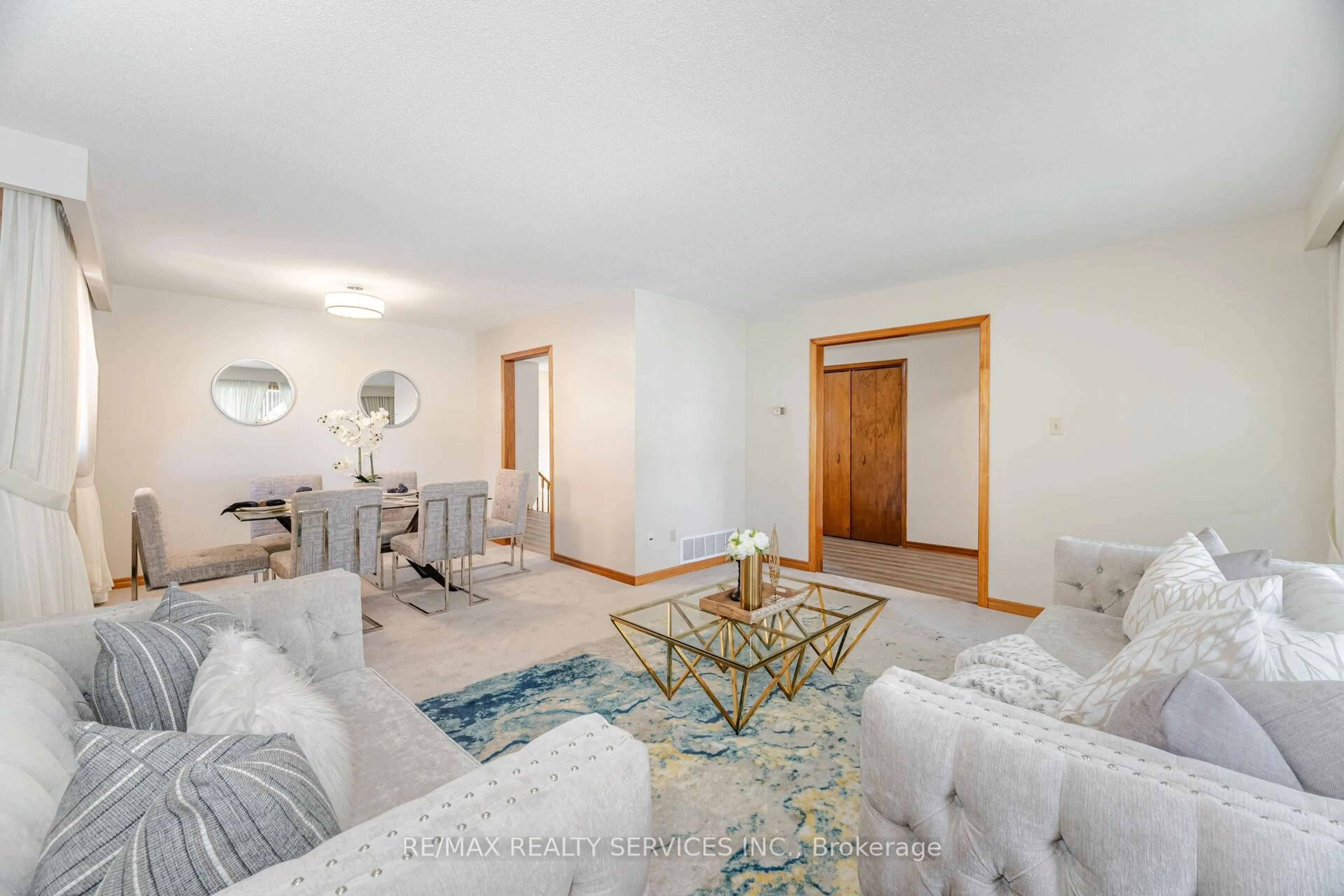 Living room with furniture, unknown for 75 Curtis Dr, Brampton Ontario L6Y 2J6