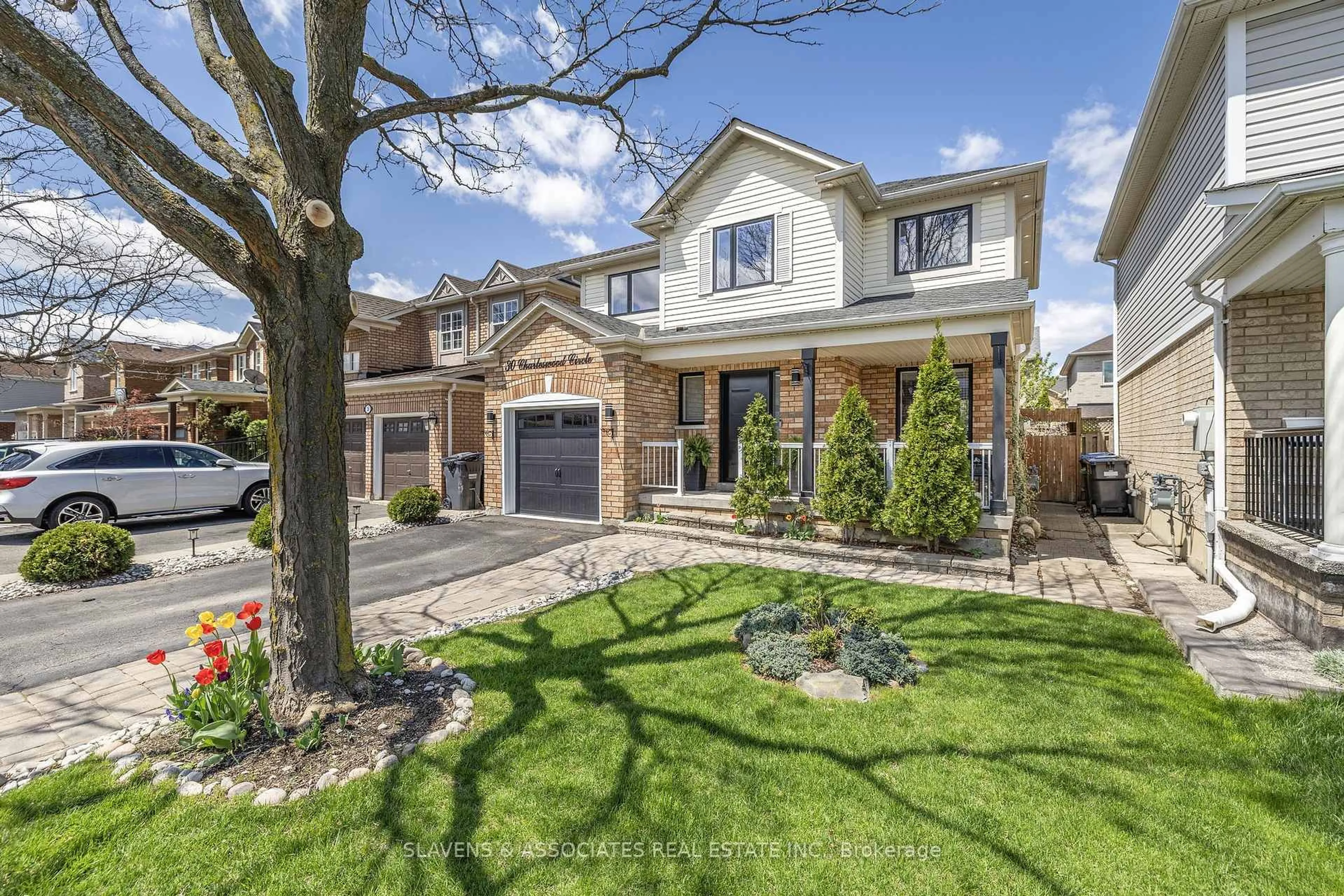 Home with brick exterior material, street for 30 Charleswood Circ, Brampton Ontario L7A 1Z2