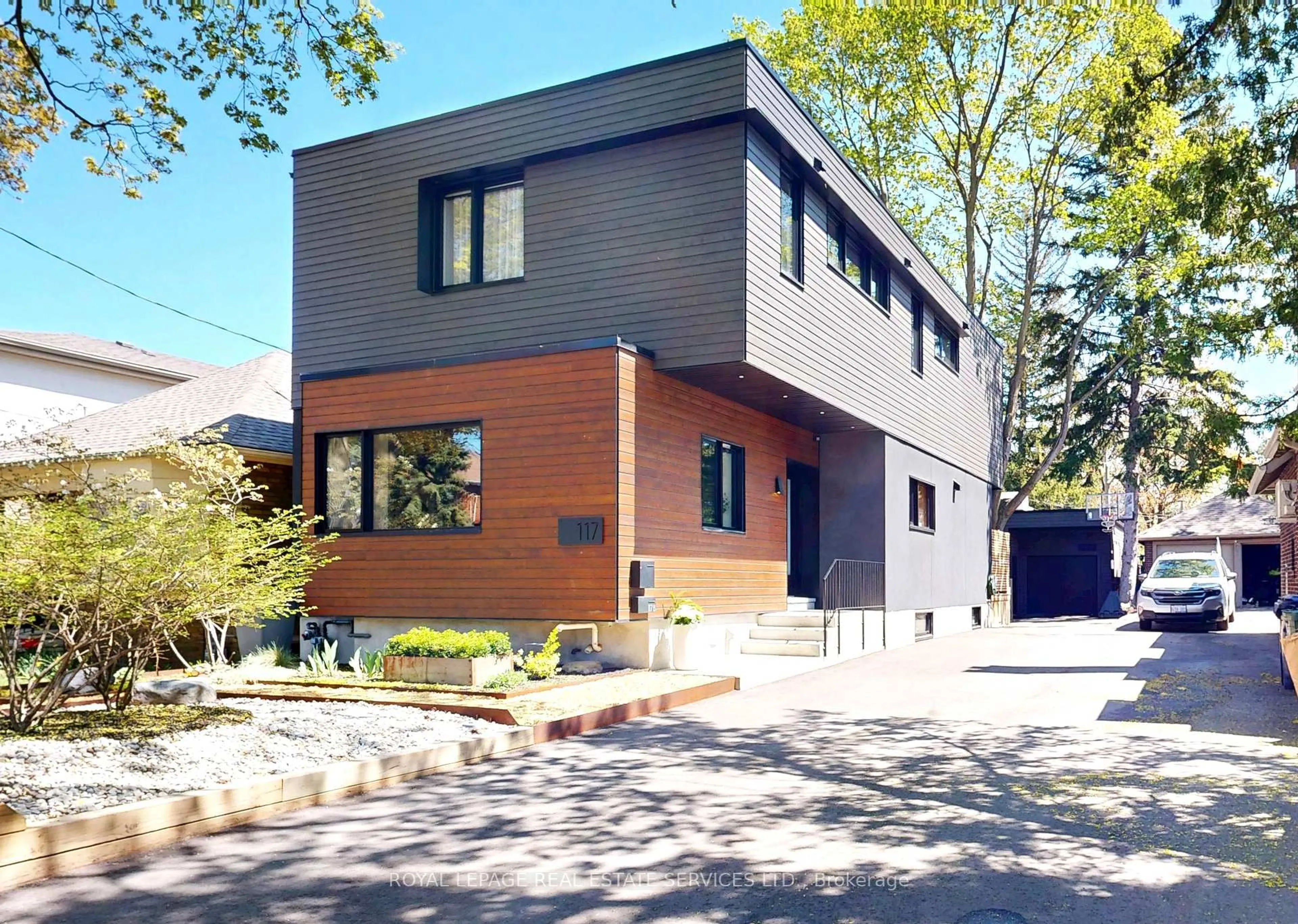 Home with brick exterior material, street for 117 Indian Road Cres, Toronto Ontario M6P 2G4