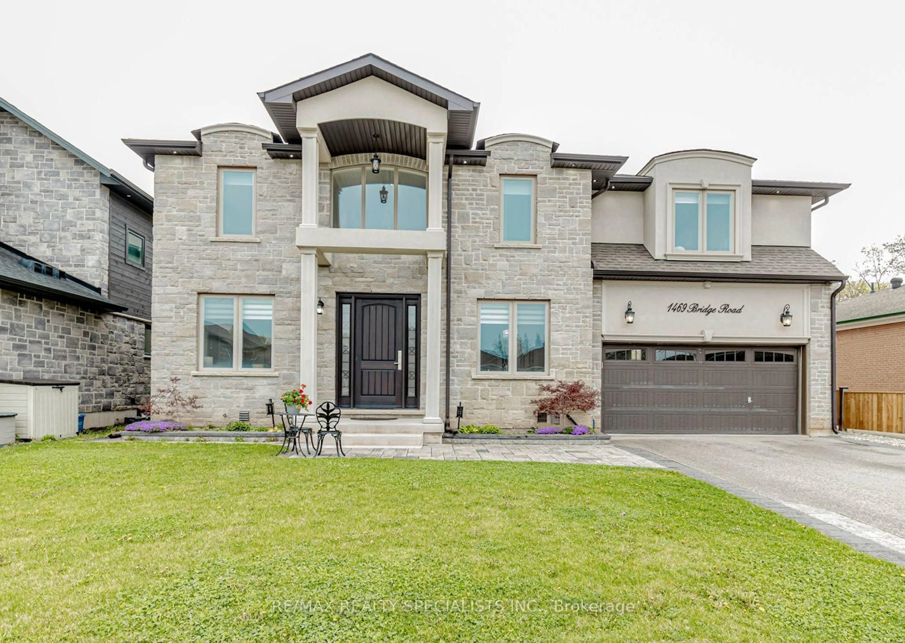 Home with brick exterior material, street for 1469 Bridge Rd, Oakville Ontario L6L 2E2