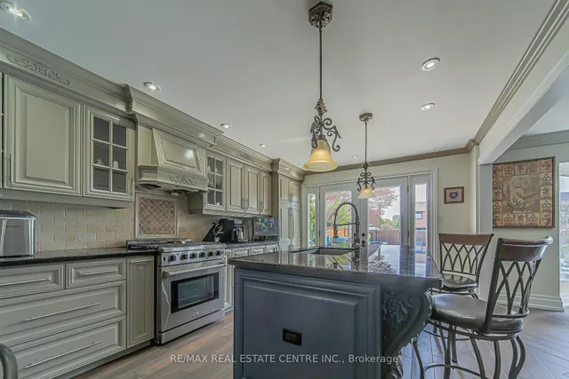 Additional image 32 of 29 Linden Cres