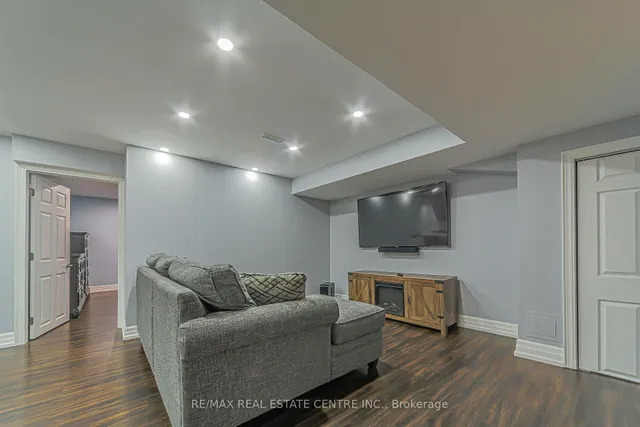 Additional image 22 of 29 Linden Cres