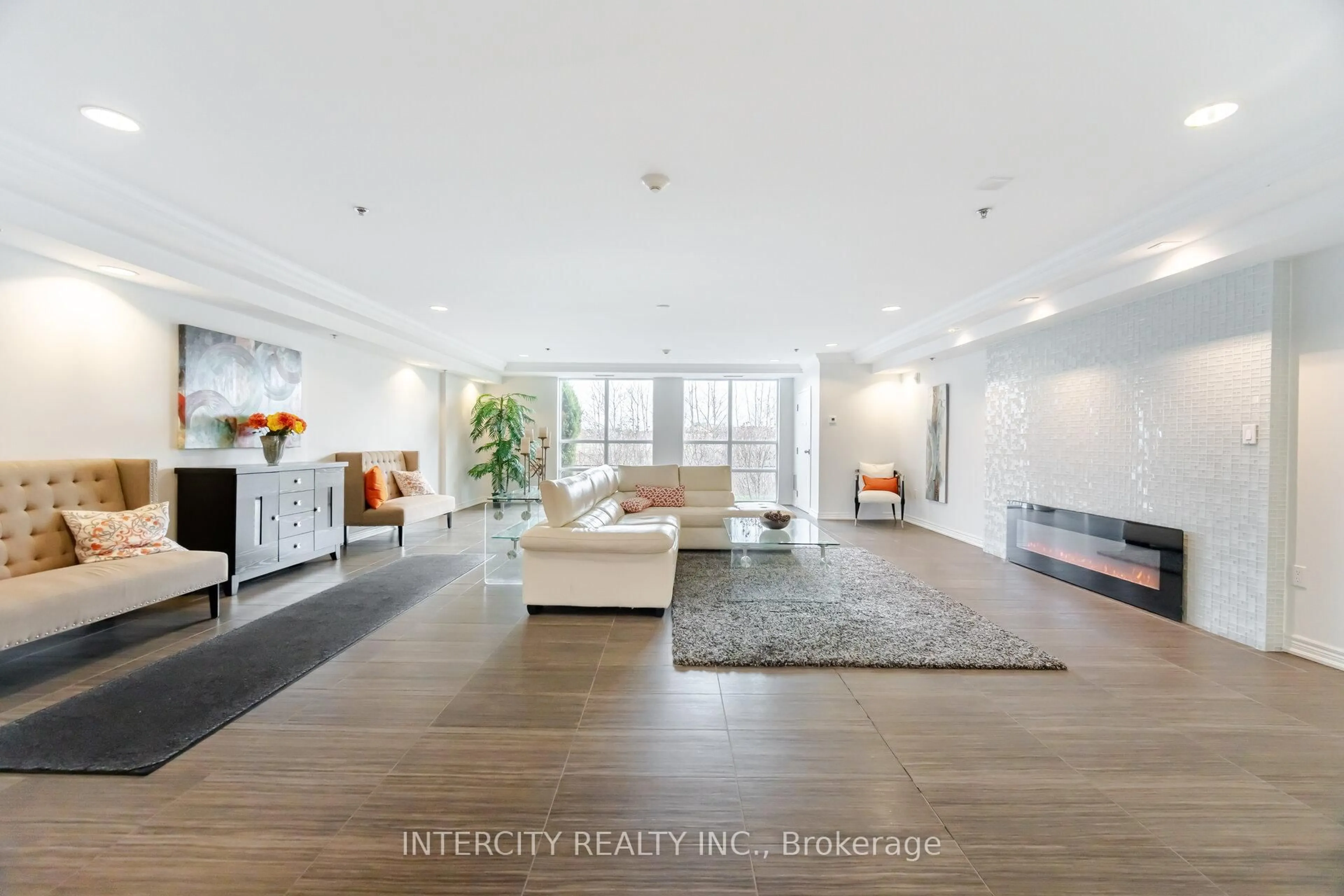 Unknown for 1419 Costigan Rd #214, Milton Ontario L9T 2L4