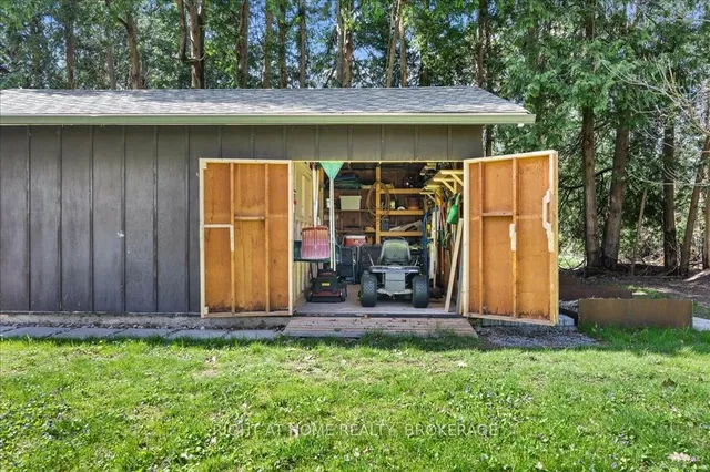 Additional image 9 of 704 Cedar Ave