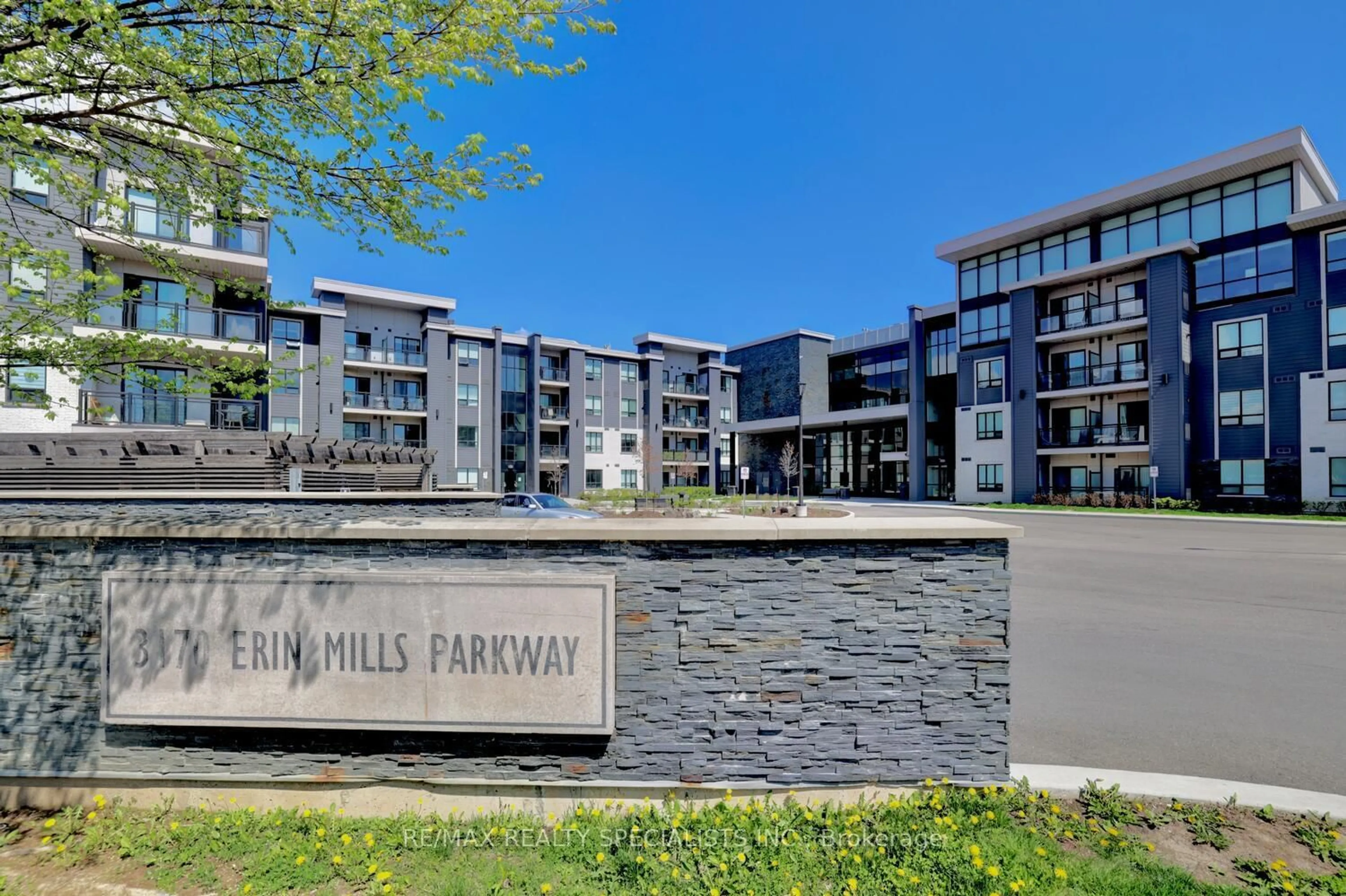 Unknown for 3170 Erin Mills Pkwy #122, Mississauga Ontario L5L 0B6