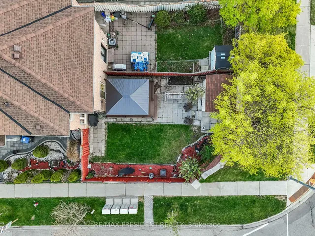 Additional image 4 of 994 Ledbury Cres