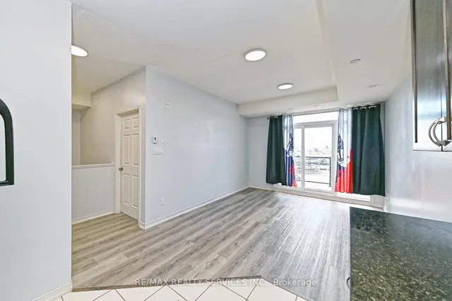 Additional property image - 50 Sky Harbour Dr Unit 411
