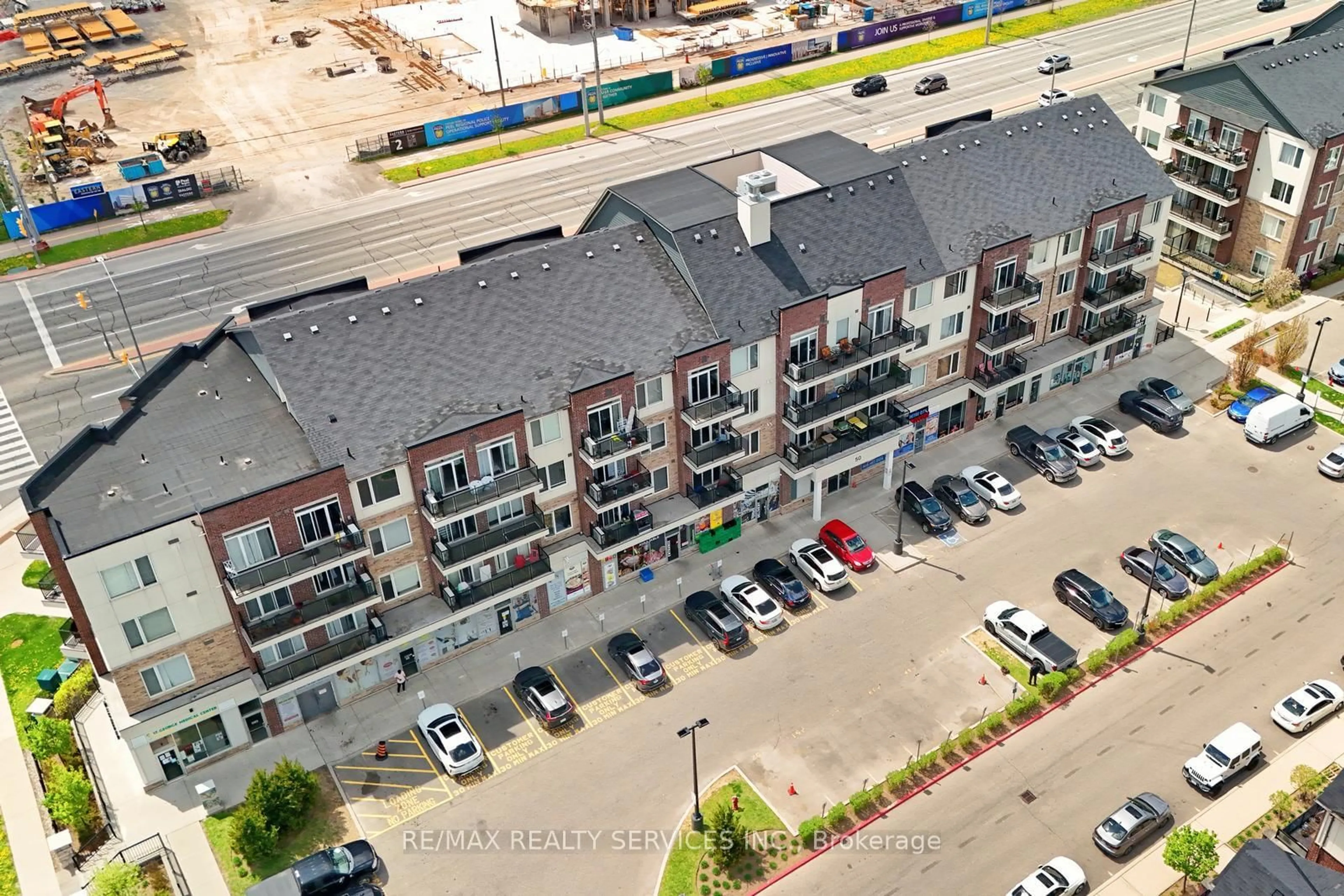 A pic from outside/outdoor area/front of a property/back of a property/a pic from drone, unknown for 50 Sky Harbour Dr #411, Brampton Ontario L6Y 6B8