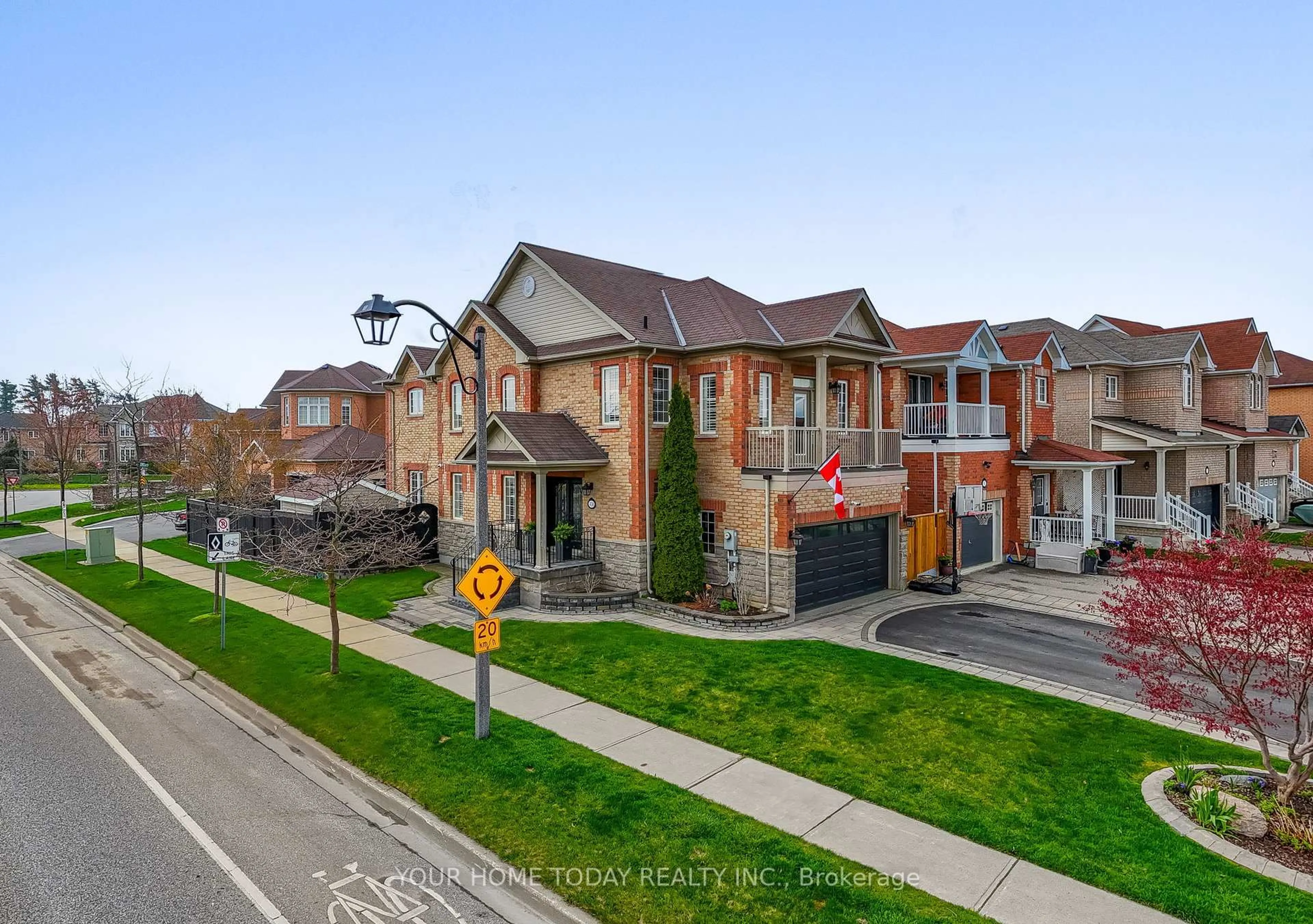 A pic from outside/outdoor area/front of a property/back of a property/a pic from drone, street for 430 Barber Dr, Halton Hills Ontario L7G 0A5