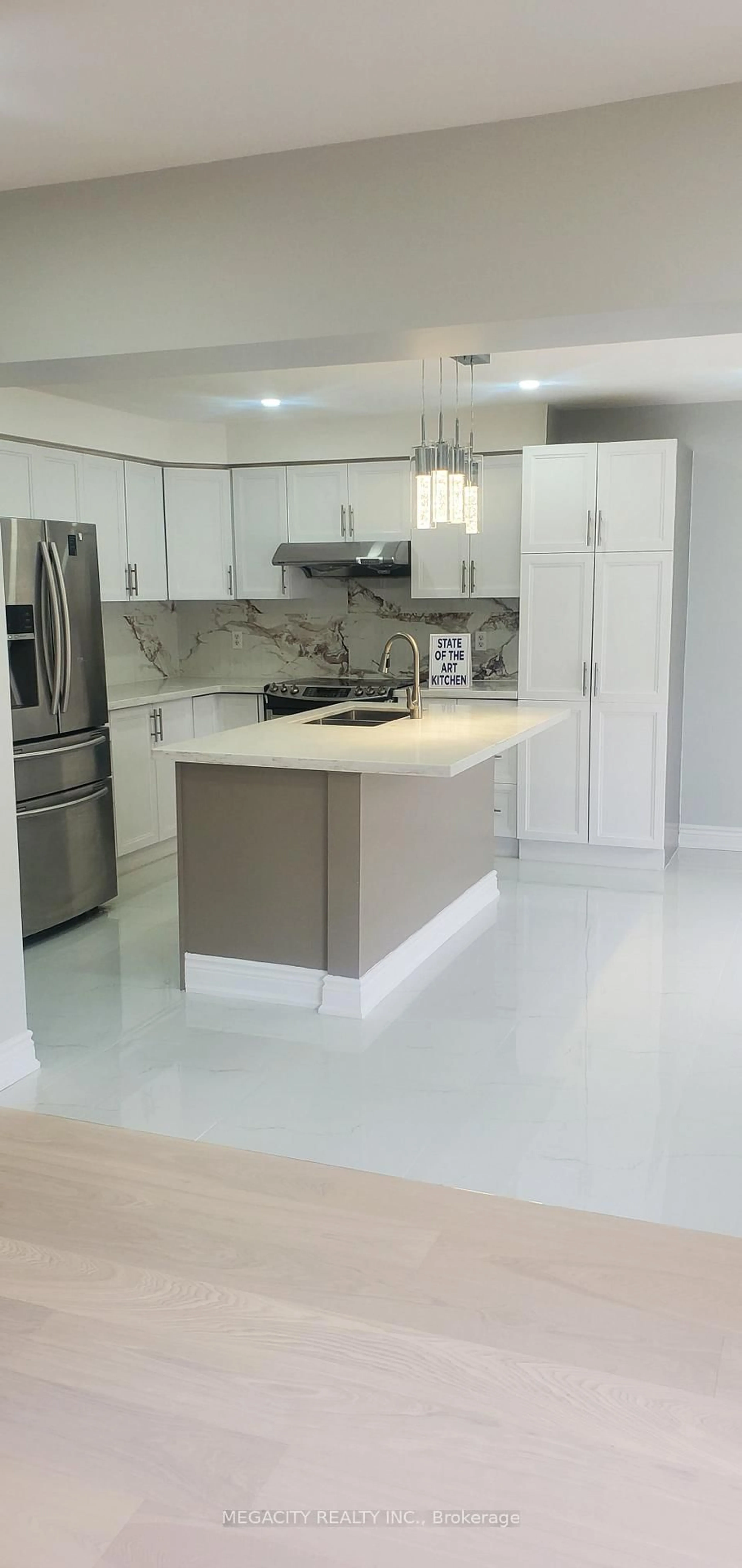 Contemporary kitchen, ceramic/tile floor for 6 Linderwood Dr, Brampton Ontario L7A 1R7