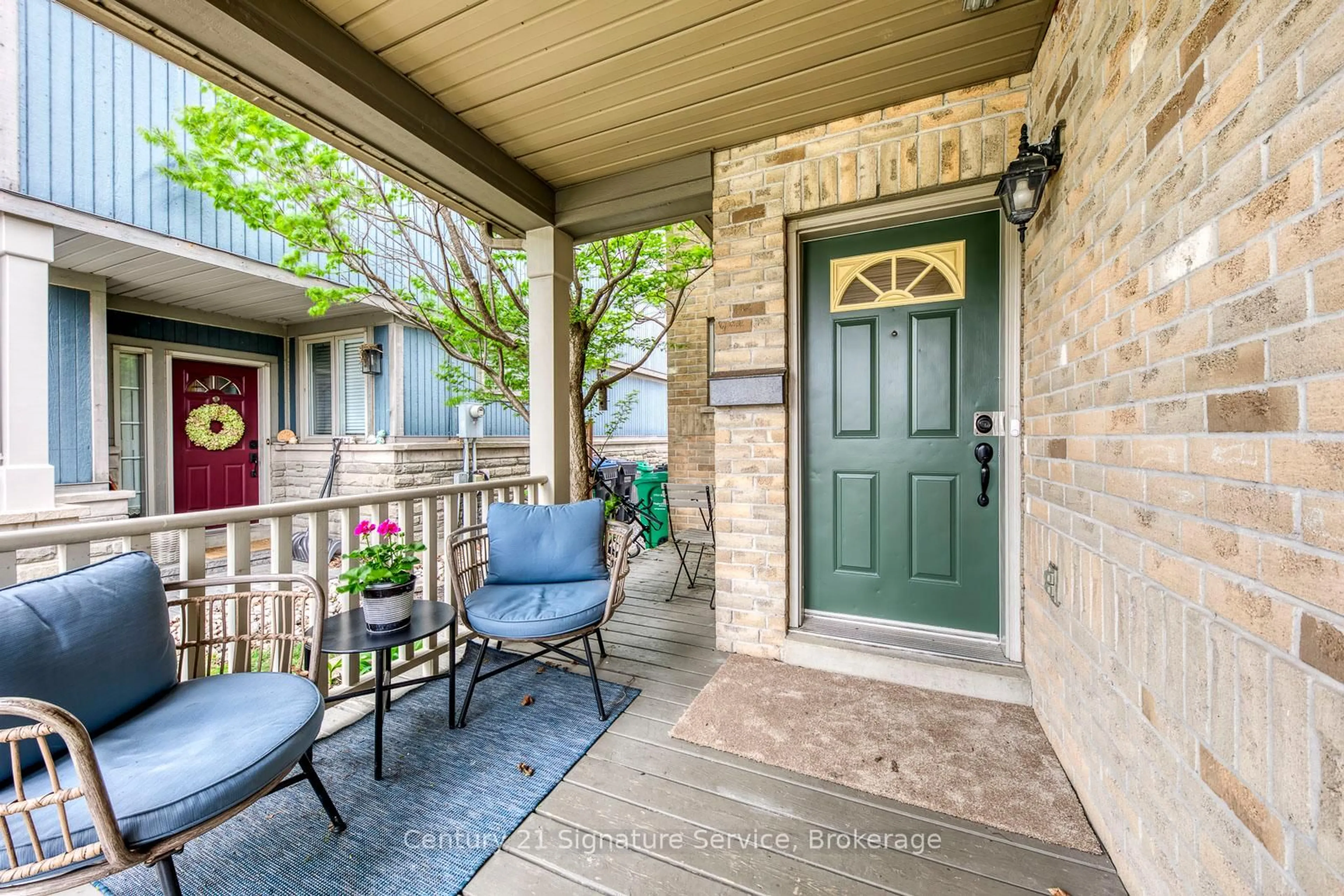 Indoor entryway for 1856 Stevington Cres, Mississauga Ontario L5N 7S5