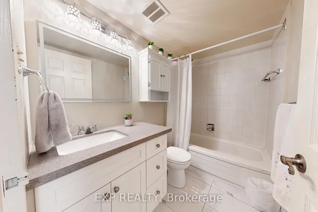 Additional property image - 5 Lisa St Unit 1502