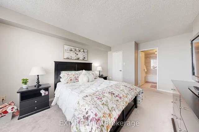 Additional property image - 5 Lisa St Unit 1502