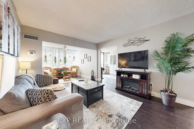 Additional property image - 5 Lisa St Unit 1502