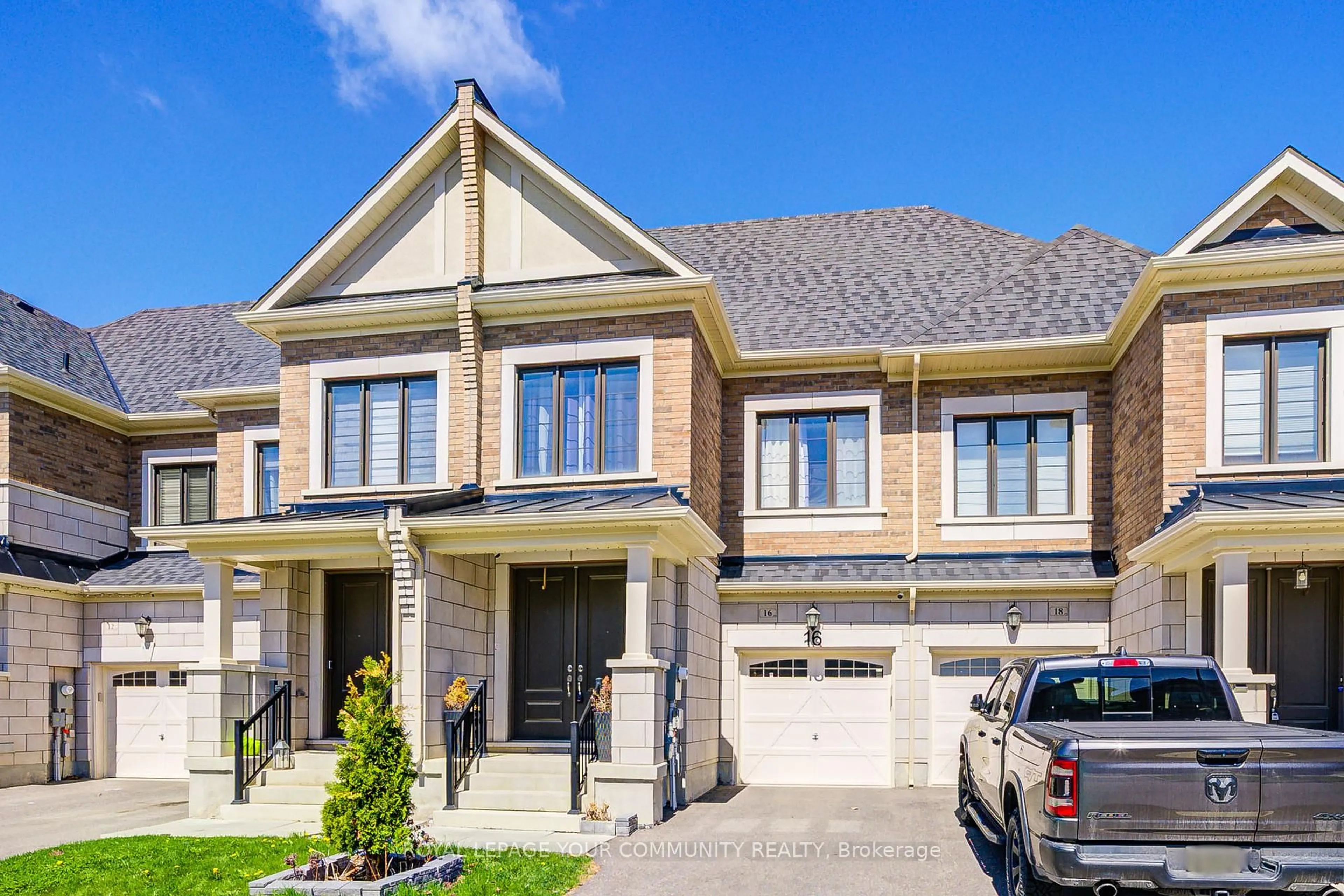 Home with brick exterior material, street for 16 Angelfish Rd, Brampton Ontario L7A 5C5
