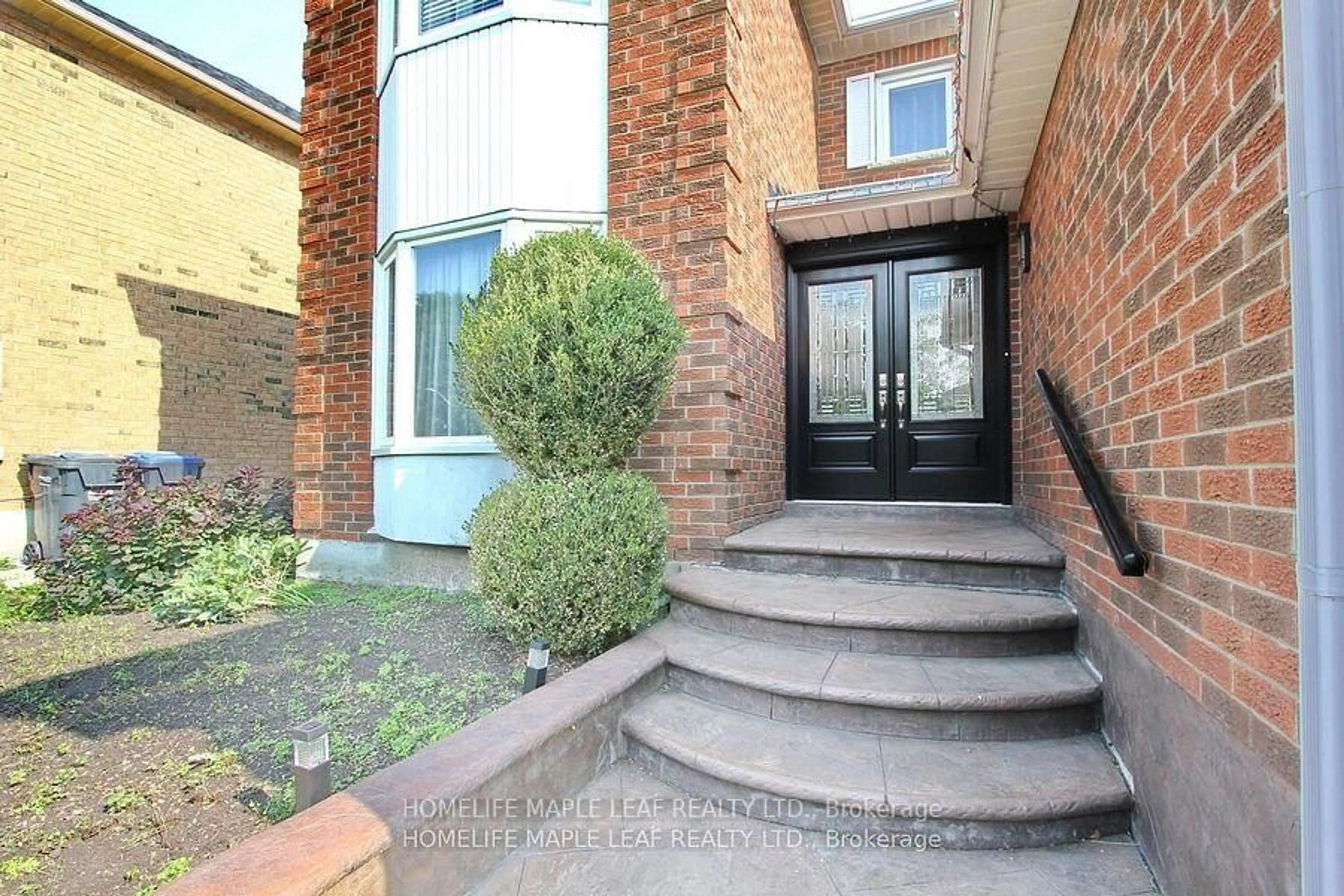 Unknown for 110 Corkett Dr, Brampton Ontario L6X 3E6