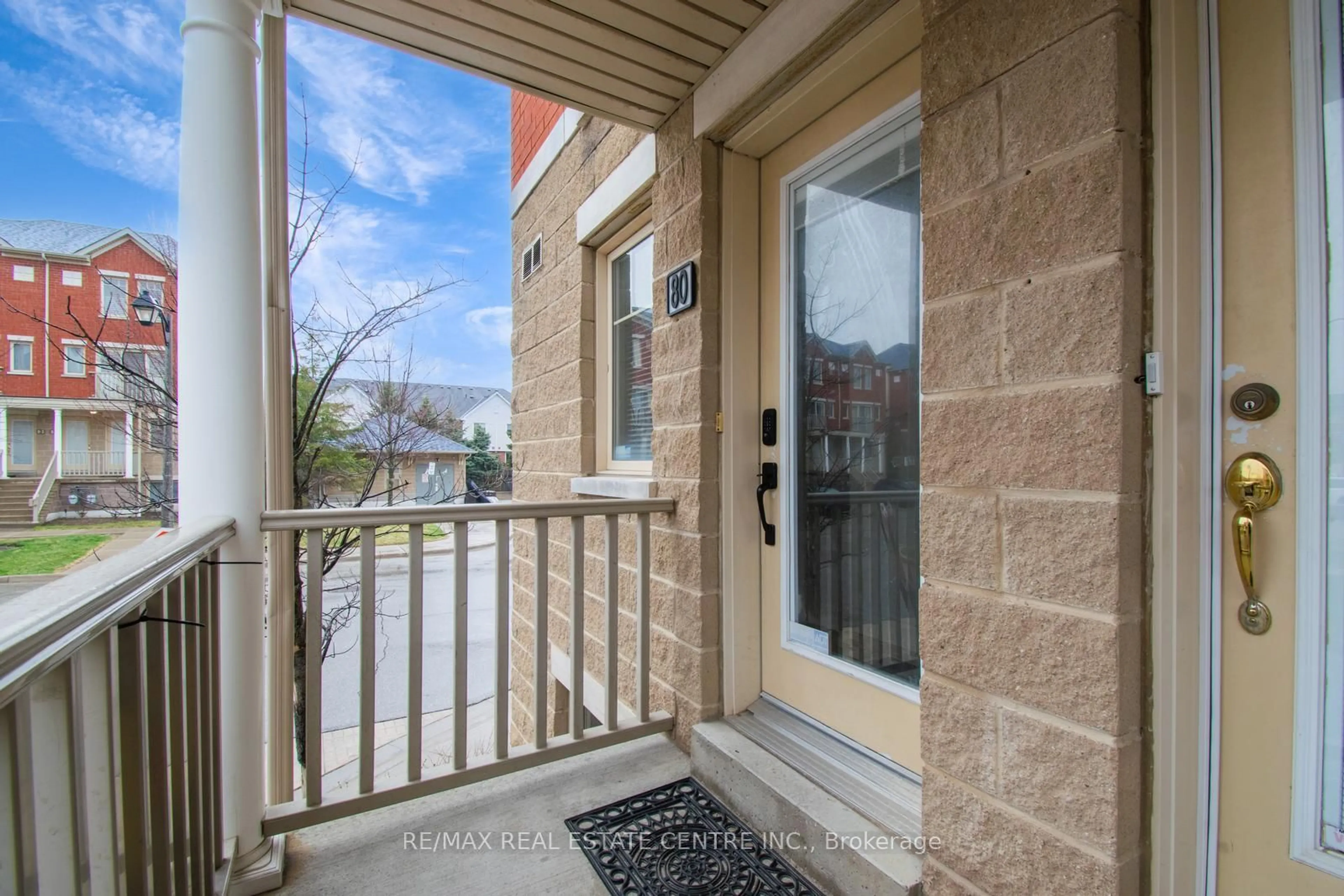 Unknown for 5050 Intrepid Dr #80, Mississauga Ontario L5M 0E6